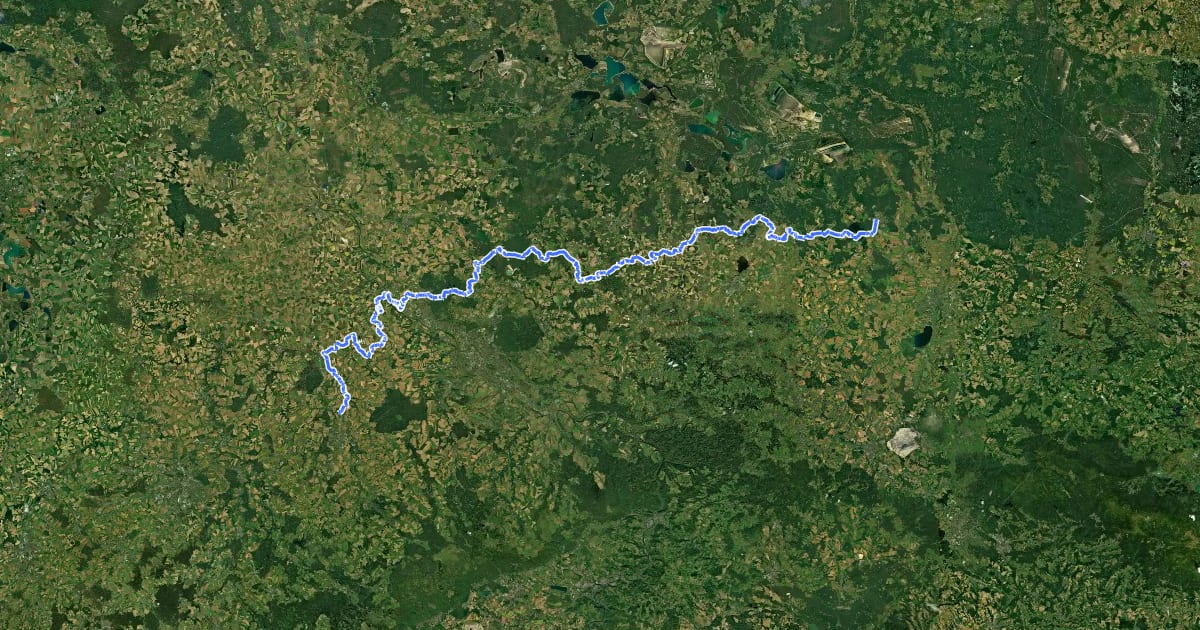 Маршрут Fernwanderweg Ostsee–Saaletalsperren (Abschnitt Niesky – Freiberg) на спутниковом снимке