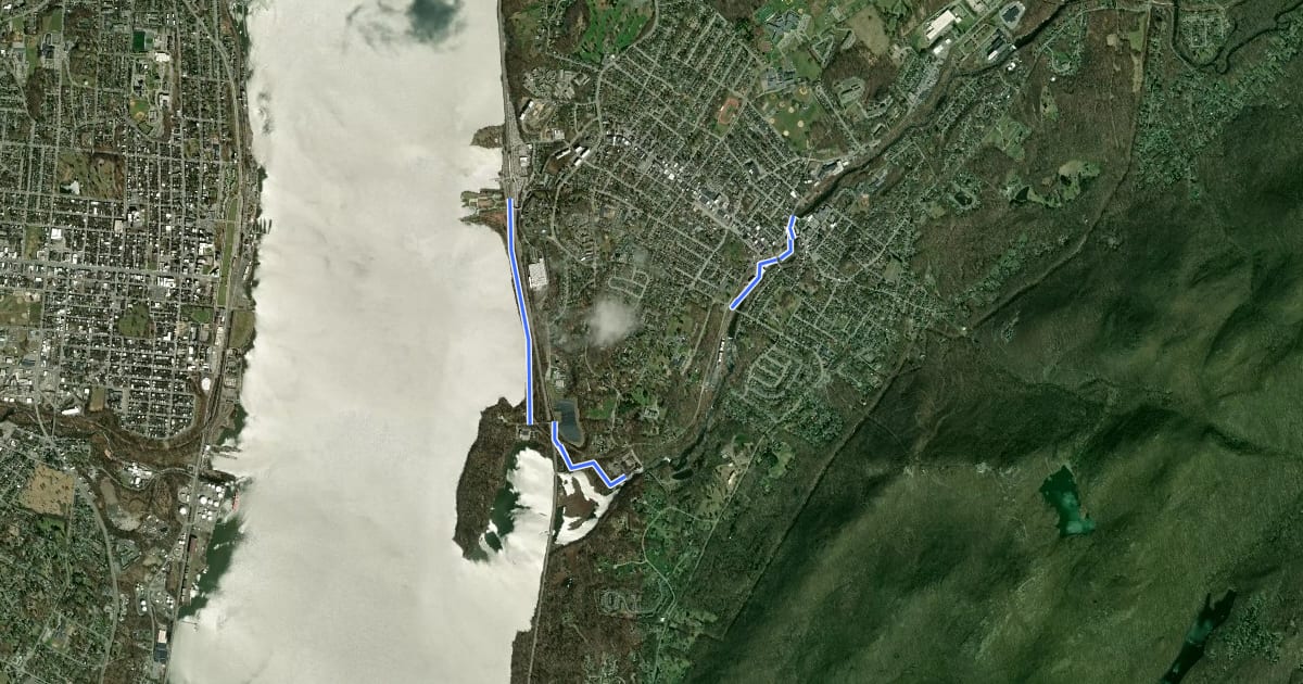 Маршрут Fishkill Creek Greenway & Heritage Trail на спутниковом снимке