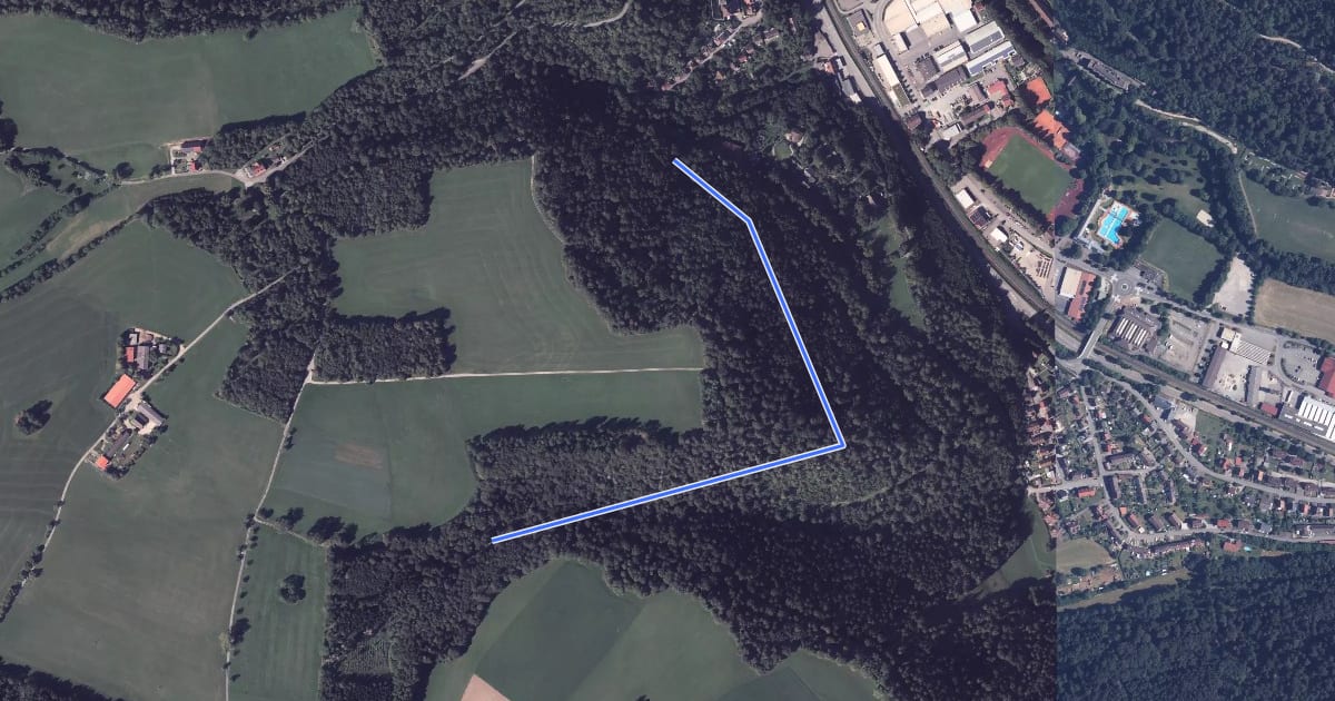 Маршрут "FIXME: Roter Punkt Wanderweg" на спутниковом снимке