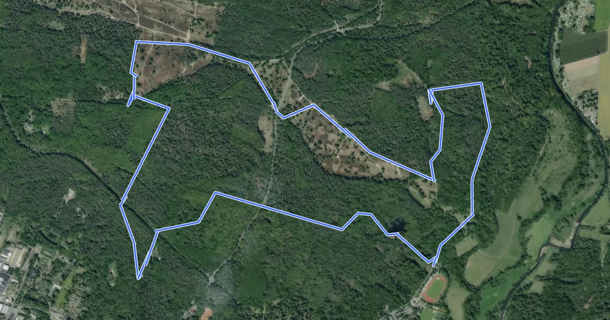 Маршрут Fliegenberg-Tour на спутниковом снимке