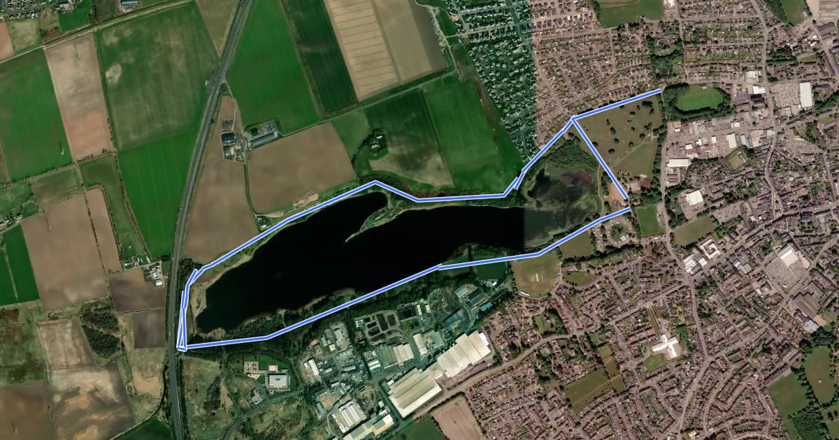 Маршрут Forfar Path Circuit на спутниковом снимке