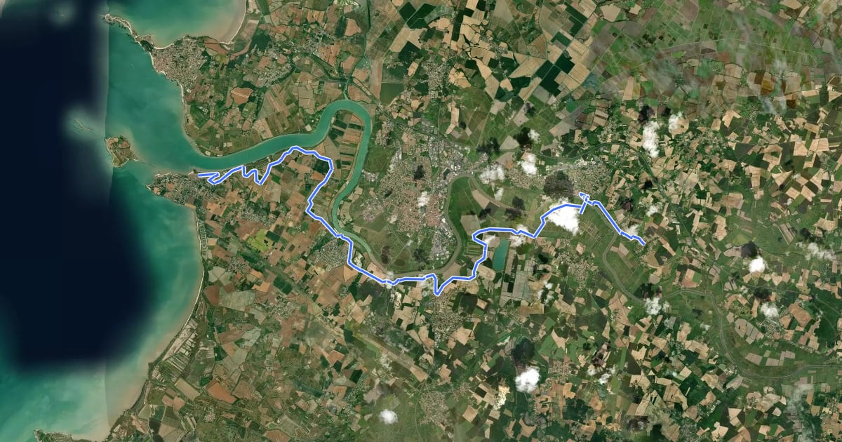 Маршрут former V92 Port-des-Barques <> Cabariot на спутниковом снимке