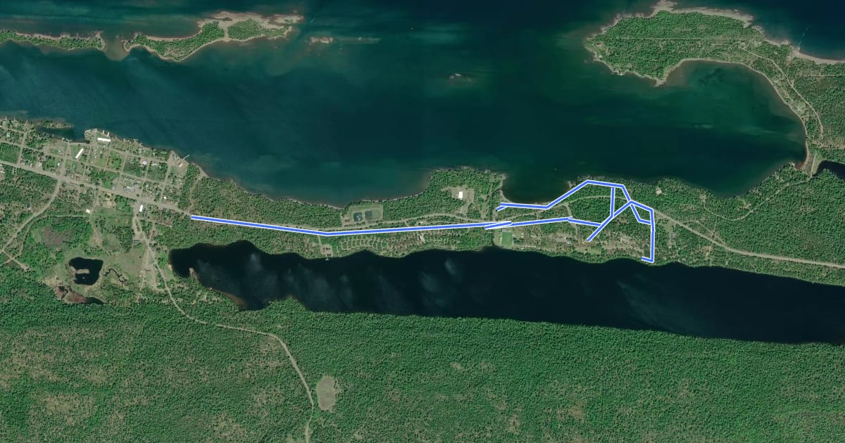 Маршрут Fort Wilkins Pathway на спутниковом снимке