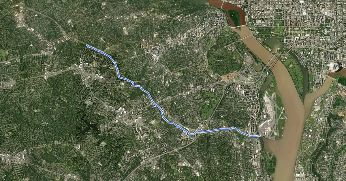 Маршрут Four Mile Run Trail на спутниковом снимке