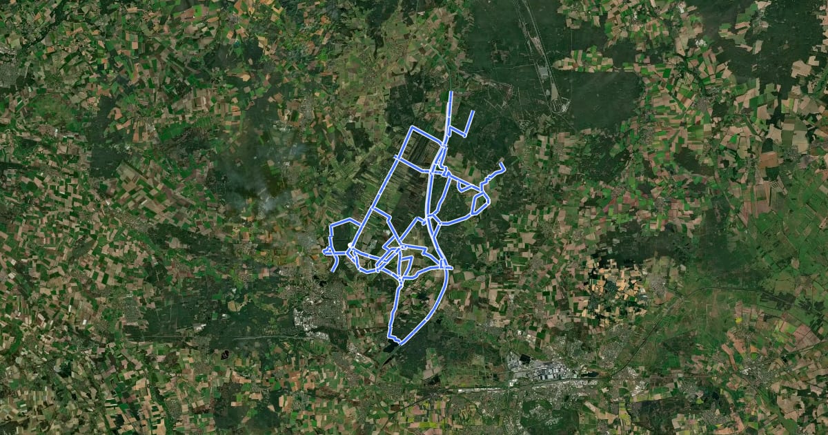 Маршрут Freizeitradwegenetz Gemeinde Sassenburg на спутниковом снимке
