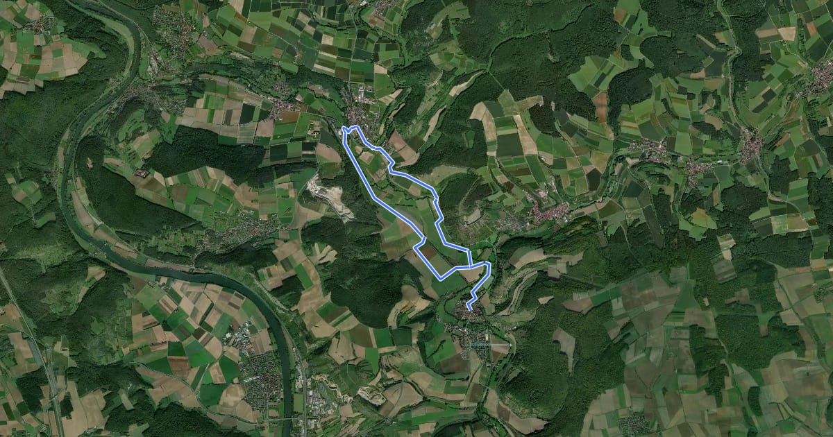 Маршрут Gössenheim, blaues J auf Gelb на спутниковом снимке