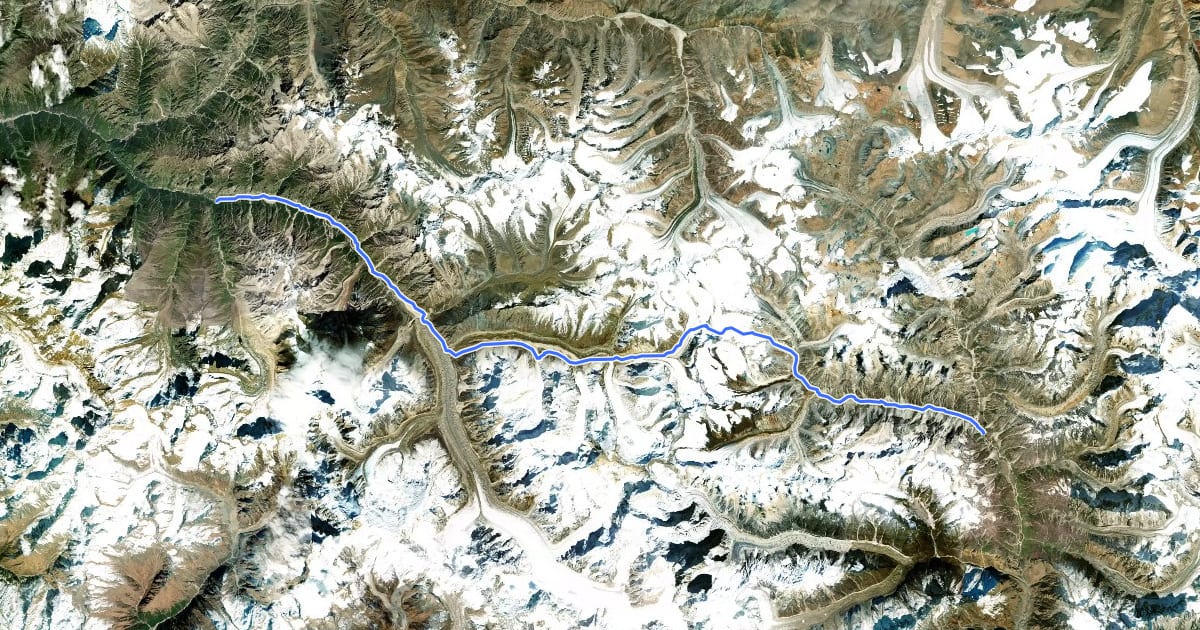 Маршрут Gangotri to Ghastoli на спутниковом снимке