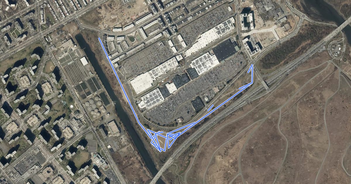 Маршрут Gateway Drive на спутниковом снимке