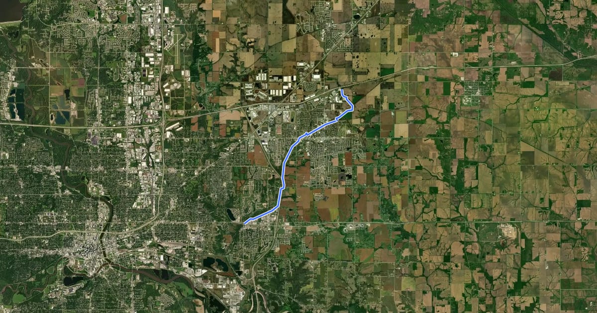 Маршрут Gay Lea Wilson Trail East на спутниковом снимке
