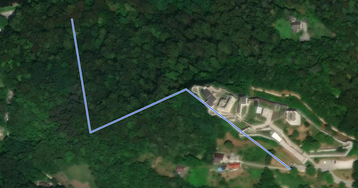 Маршрут Geološka pot na Stari grad на спутниковом снимке