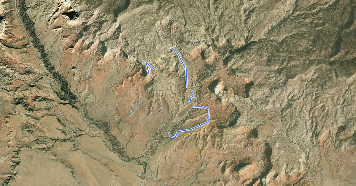 Маршрут Ghost Ranch Trails на спутниковом снимке