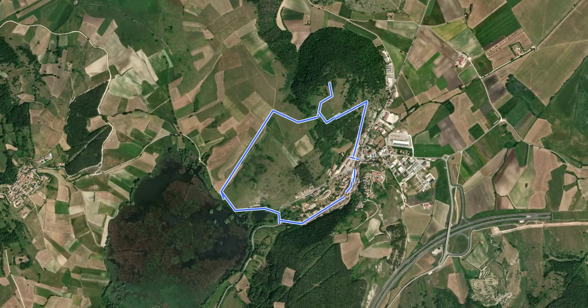 Маршрут Giro del Castelliere на спутниковом снимке
