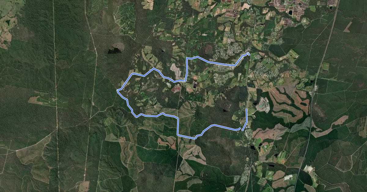 Маршрут Glass House Mountains Loop на спутниковом снимке