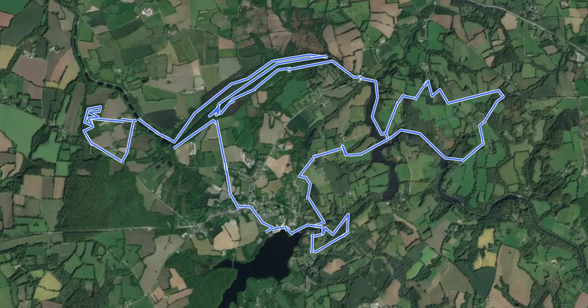 Маршрут Glomel, circuit VTT на спутниковом снимке