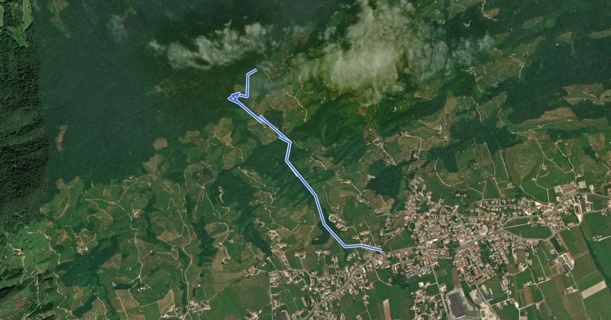 Маршрут Gor della Cuna на спутниковом снимке
