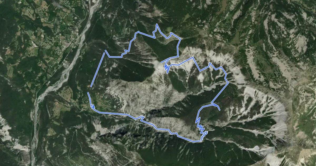 Маршрут Gorges de Saint Pierre - Le Couguyon (2 147 m) на спутниковом снимке
