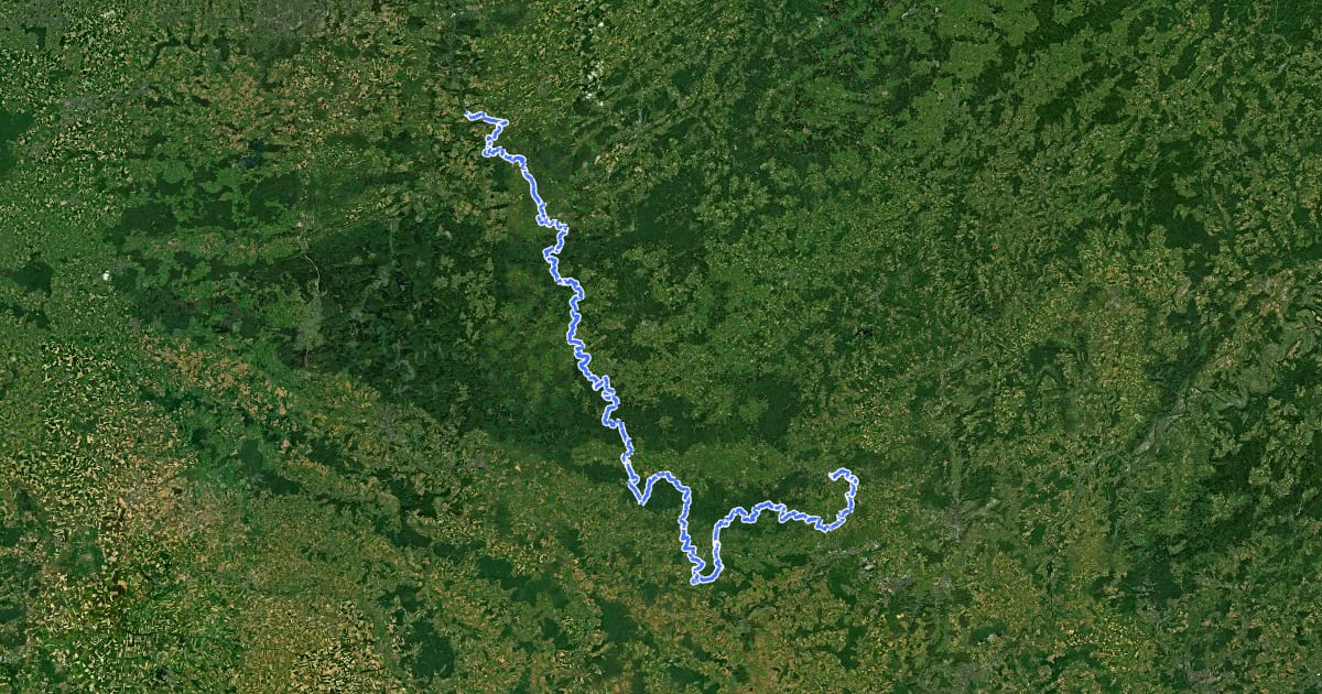 Маршрут GR 129 Sud La Belgique en diagonale ! Dinant - Arlon на спутниковом снимке