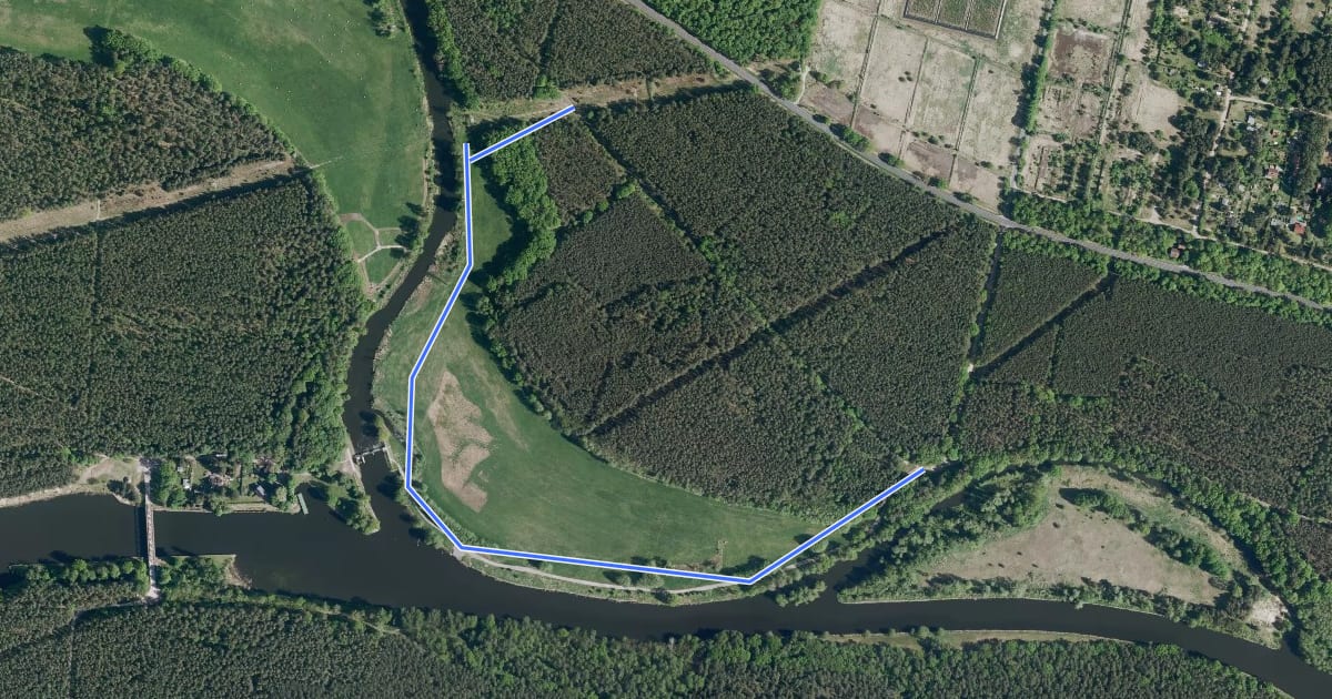 Маршрут Grüner Balken - Route 11 - Alternativen Spreewiesen bei Große Tränke на спутниковом снимке