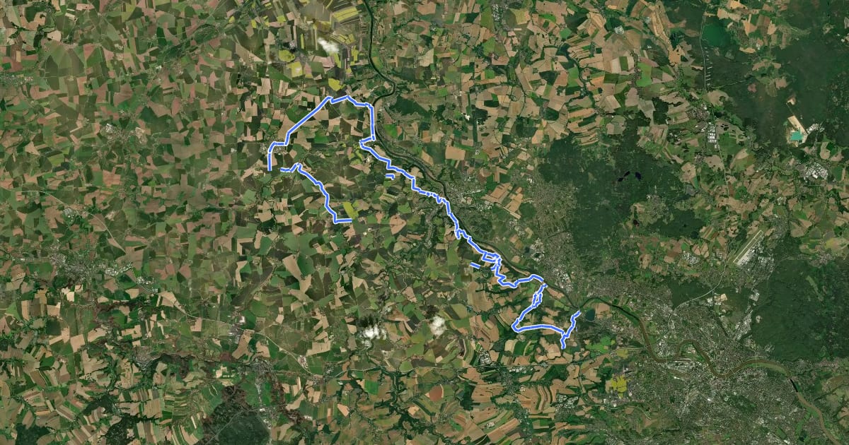 Маршрут Grüner Strich - Burgenweg на спутниковом снимке