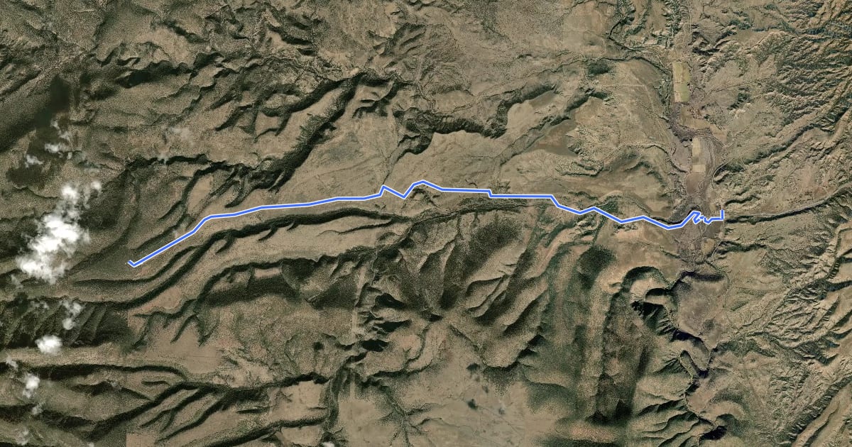 Маршрут Grand Enchantment Trail Segment 18: Sunflower Mesa на спутниковом снимке