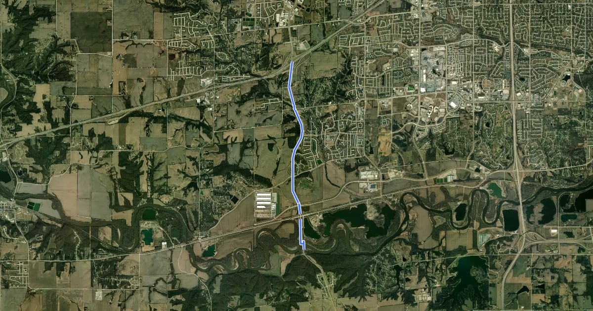Маршрут Grand Prairie Parkway Trail на спутниковом снимке