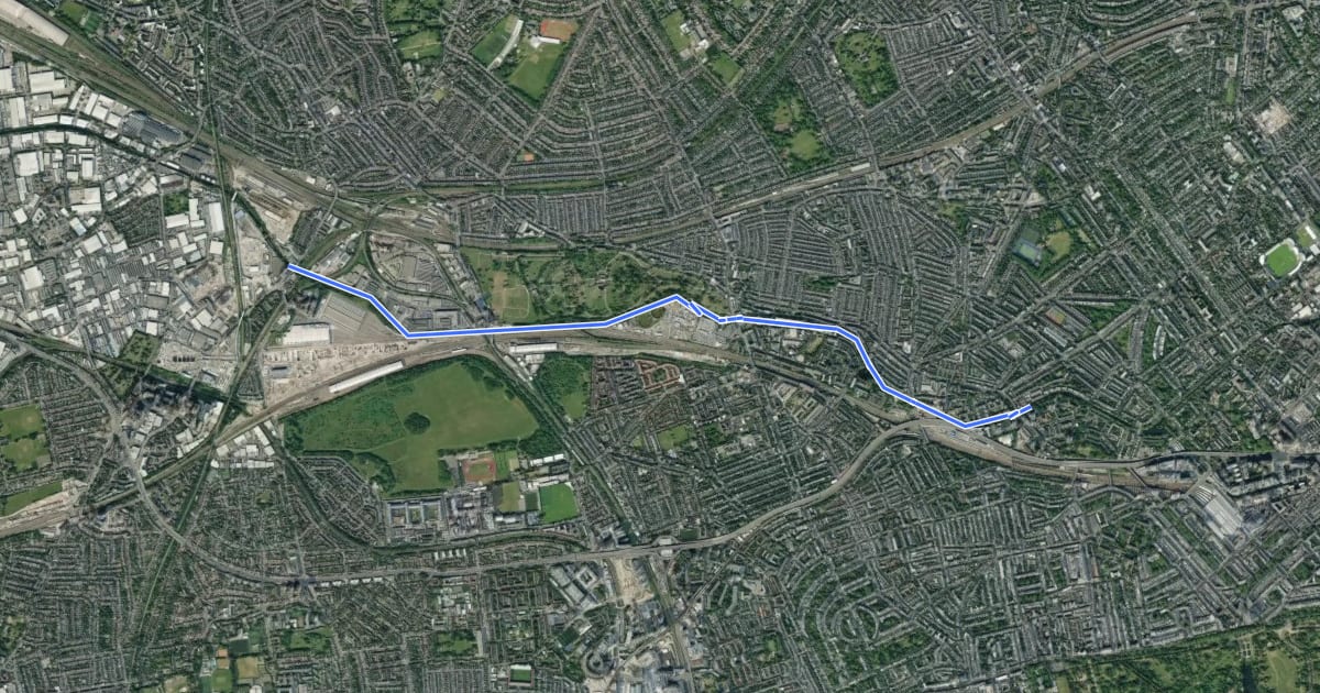 Маршрут Grand Union Canal towpath на спутниковом снимке