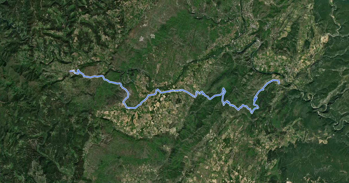 Маршрут Grande Traversée de l'Ardèche VTT, Les Vans / Vallon-Pont-d'Arc на спутниковом снимке