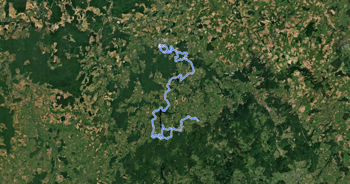 Маршрут Grande Traversée du Massif Central à VTT - Avallon / Quarré-les-Tombes на спутниковом снимке