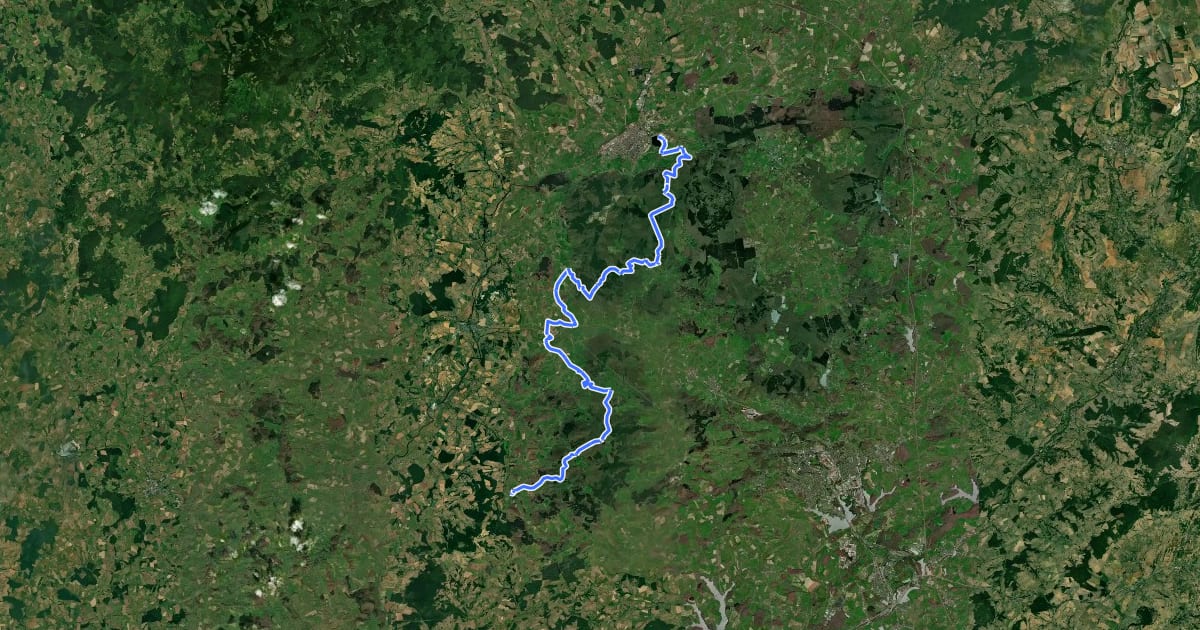 Маршрут Grande Traversée du Massif Central à VTT - Liaison Autun / La Tagnière на спутниковом снимке