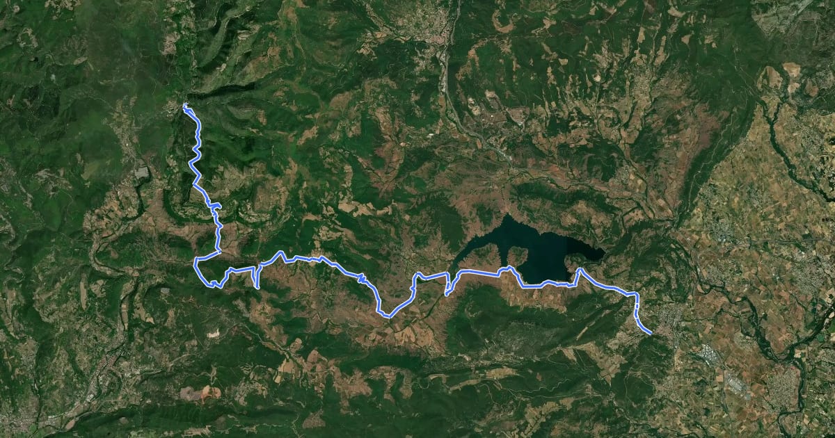 Маршрут Grande Traversée du Massif Central à VTT – Lunas / Clermont-l'Hérault на спутниковом снимке