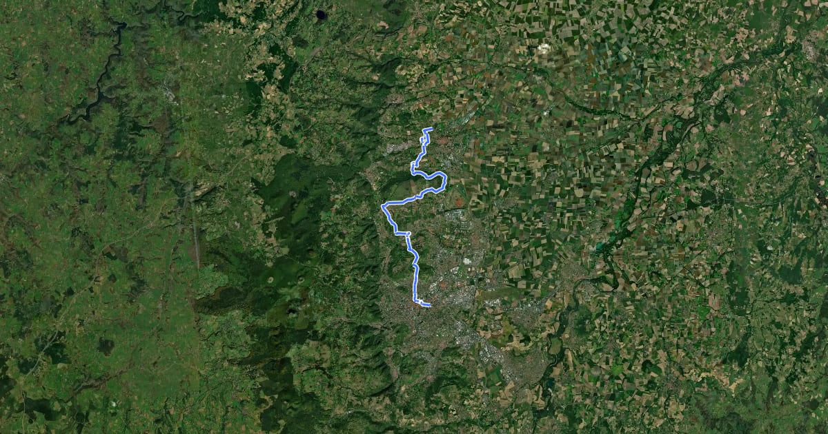 Маршрут Grande Traversée du Massif Central à VTT - Riom / Clermont-Ferrand на спутниковом снимке