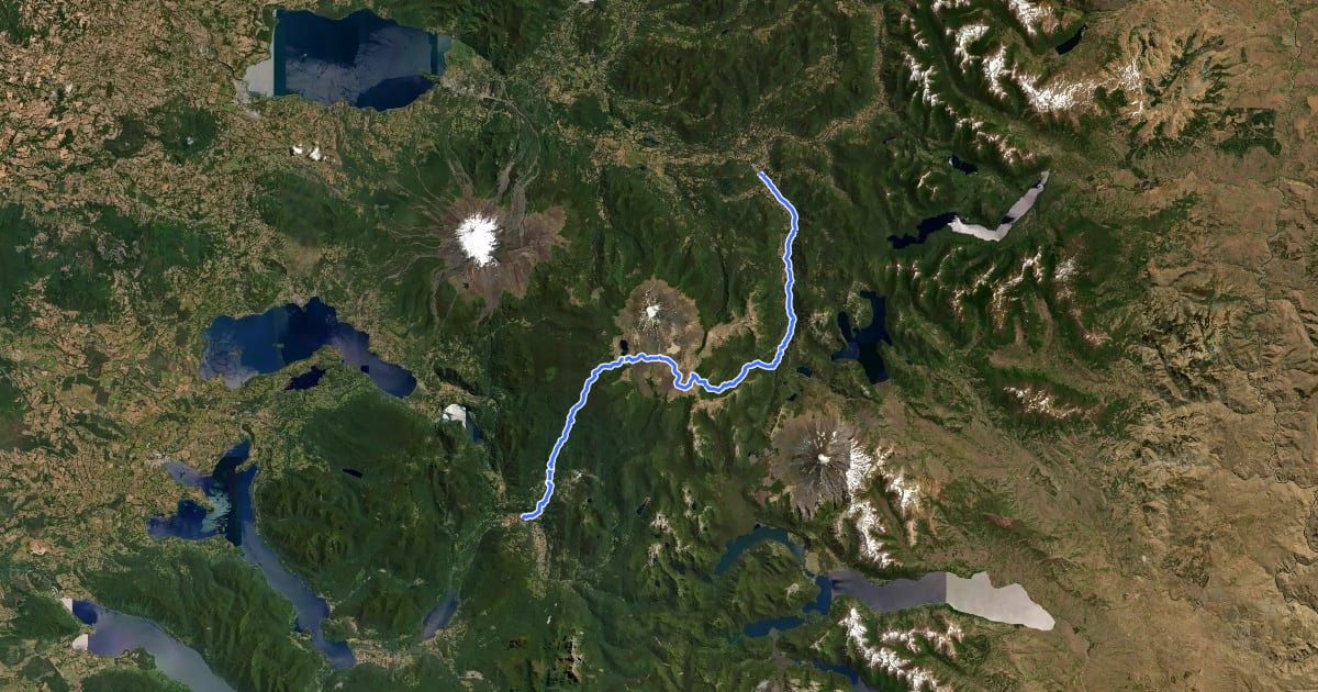 Маршрут Greater Patagonian Trail Section 16: Volcán Quetrupillán на спутниковом снимке