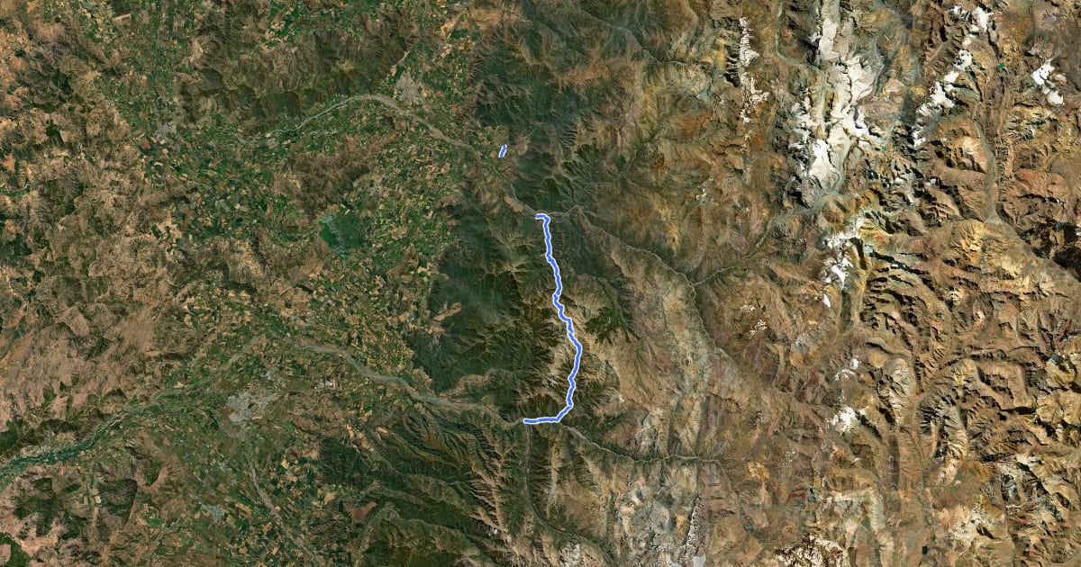 Маршрут Greater Patagonian Trail Section 4: Alto Huemul на спутниковом снимке