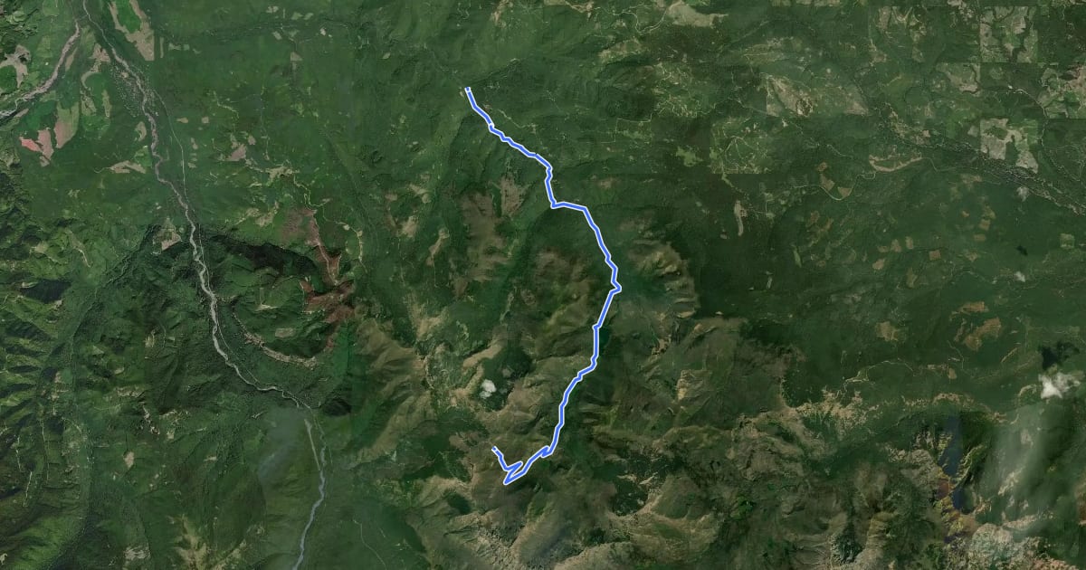 Маршрут Greenwater Lakes Trail на спутниковом снимке