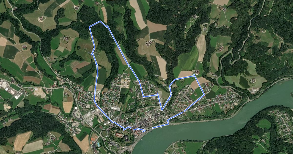 Маршрут Greiner Donaublickrunde на спутниковом снимке