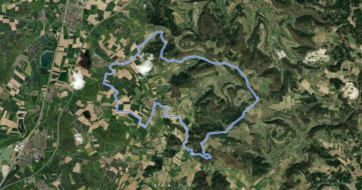 Маршрут Große Kleukheimer Runde, auch Kelbachtaler Höhenweg (große Runde) на спутниковом снимке