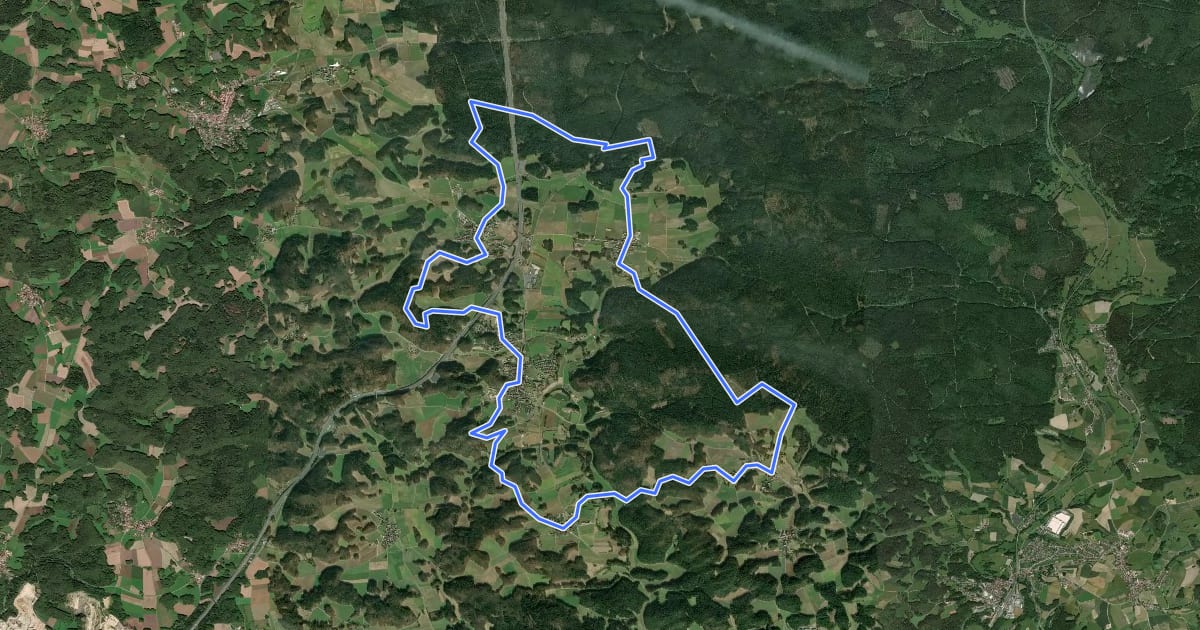 Маршрут Großer Rundwanderweg Plech на спутниковом снимке