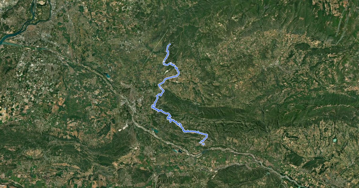 Маршрут GTV VTT Étape 6 : Fontaine-de-Vaucluse => Mérindol на спутниковом снимке