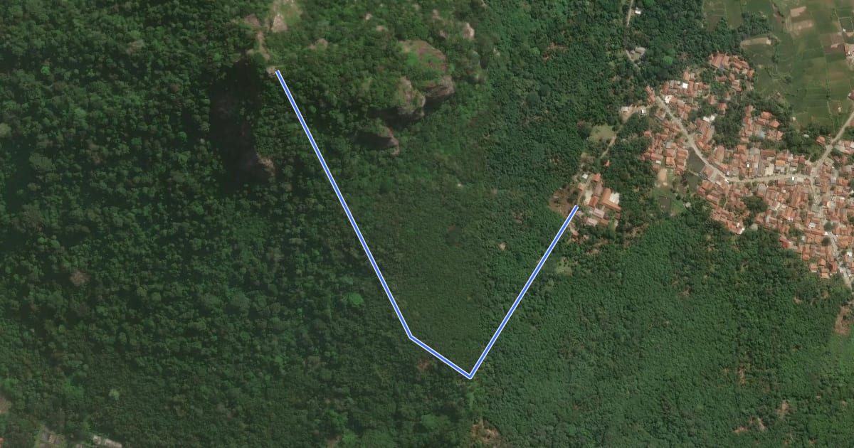 Маршрут Gunung Bongkok на спутниковом снимке