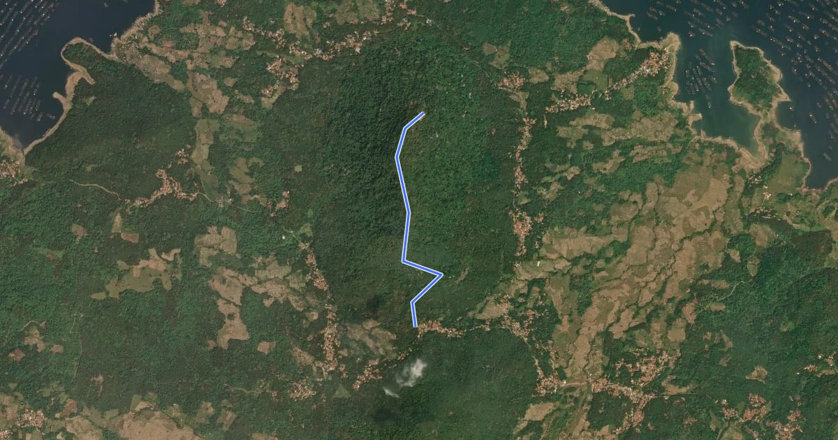 Маршрут Gunung Lembu на спутниковом снимке