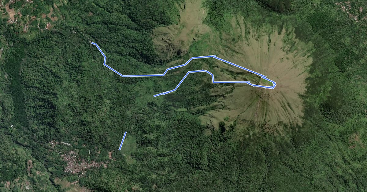 Маршрут Gunung Penanggungan на спутниковом снимке