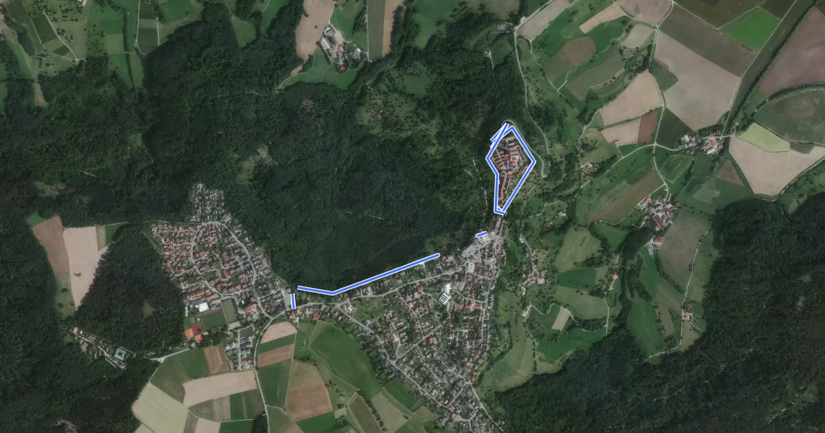 Маршрут Höhenrandweg rund um die Stadt на спутниковом снимке