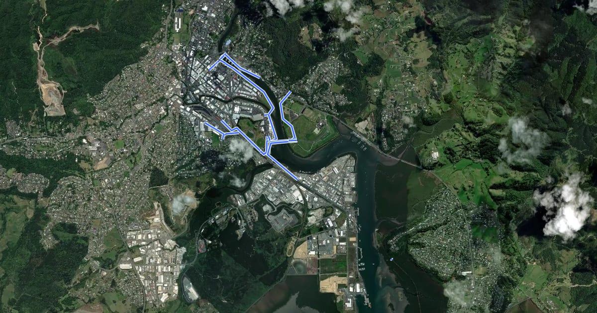 Маршрут Hātea Loop Shared Path на спутниковом снимке
