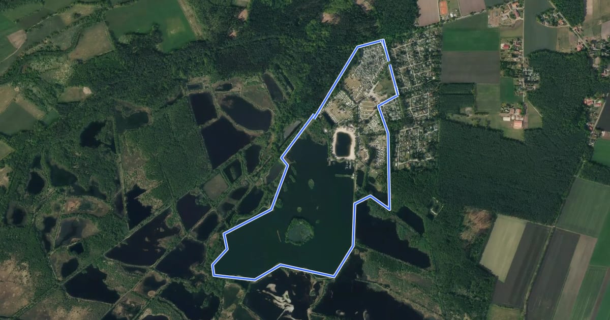Маршрут Hüttensee-Rundweg на спутниковом снимке