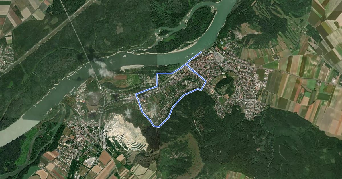 Маршрут Hainburg: Zu den 3 Foehren на спутниковом снимке