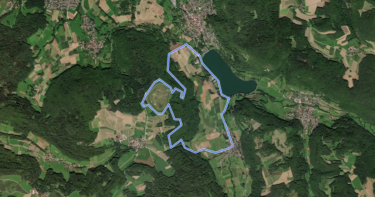 Маршрут Happurg Haas Fertigbau-Trail на спутниковом снимке
