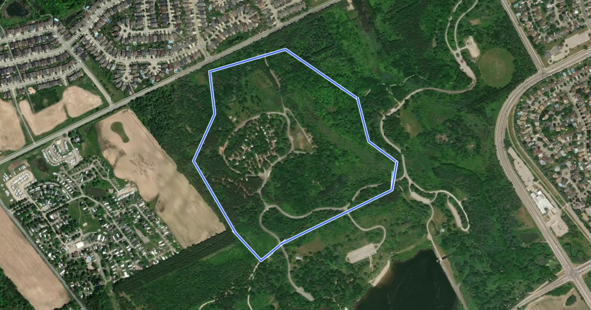 Маршрут Hardwoods Hollow Trail на спутниковом снимке