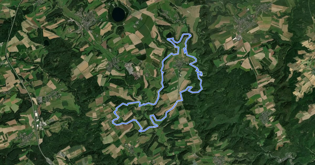 Маршрут HeimatSpur Mühlenweg Strotzbüsch на спутниковом снимке
