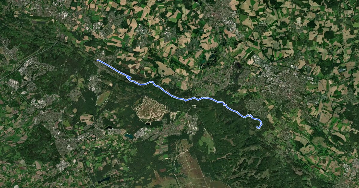 Маршрут Hermannshöhen - Etappe 08 von Oerlinghausen nach Detmold на спутниковом снимке