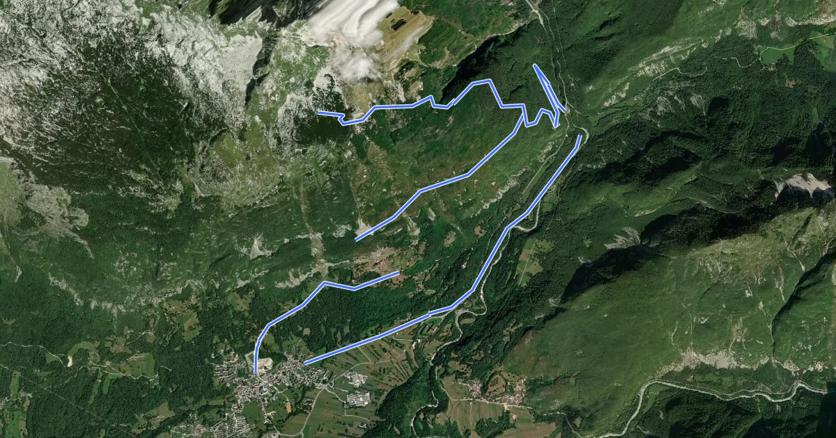Маршрут Hiking route B4 на спутниковом снимке